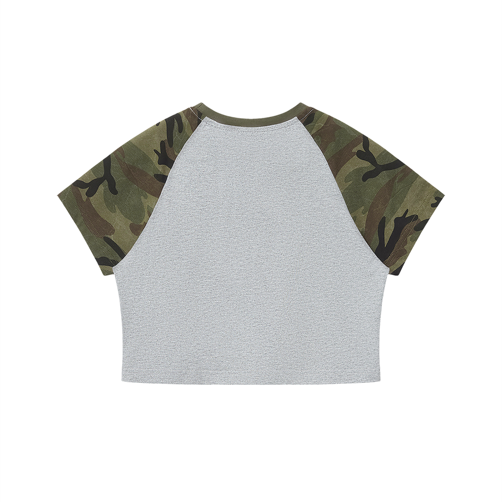 BE EN GARDE™ CAMO RAGLAN CROP TEE