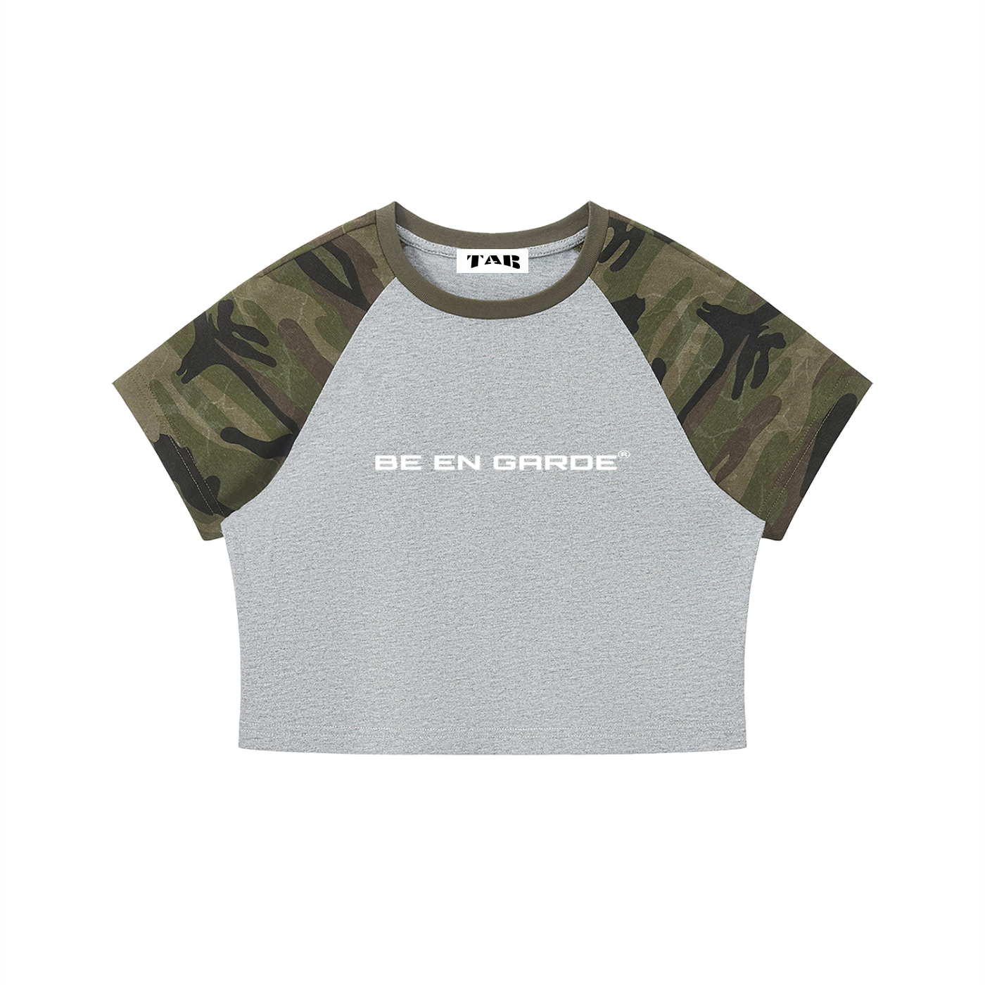 BE EN GARDE™ CAMO RAGLAN CROP TEE