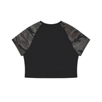 BE EN GARDE™ CAMO RAGLAN CROP TEE