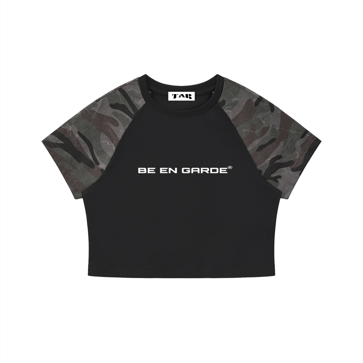 BE EN GARDE™ CAMO RAGLAN CROP TEE