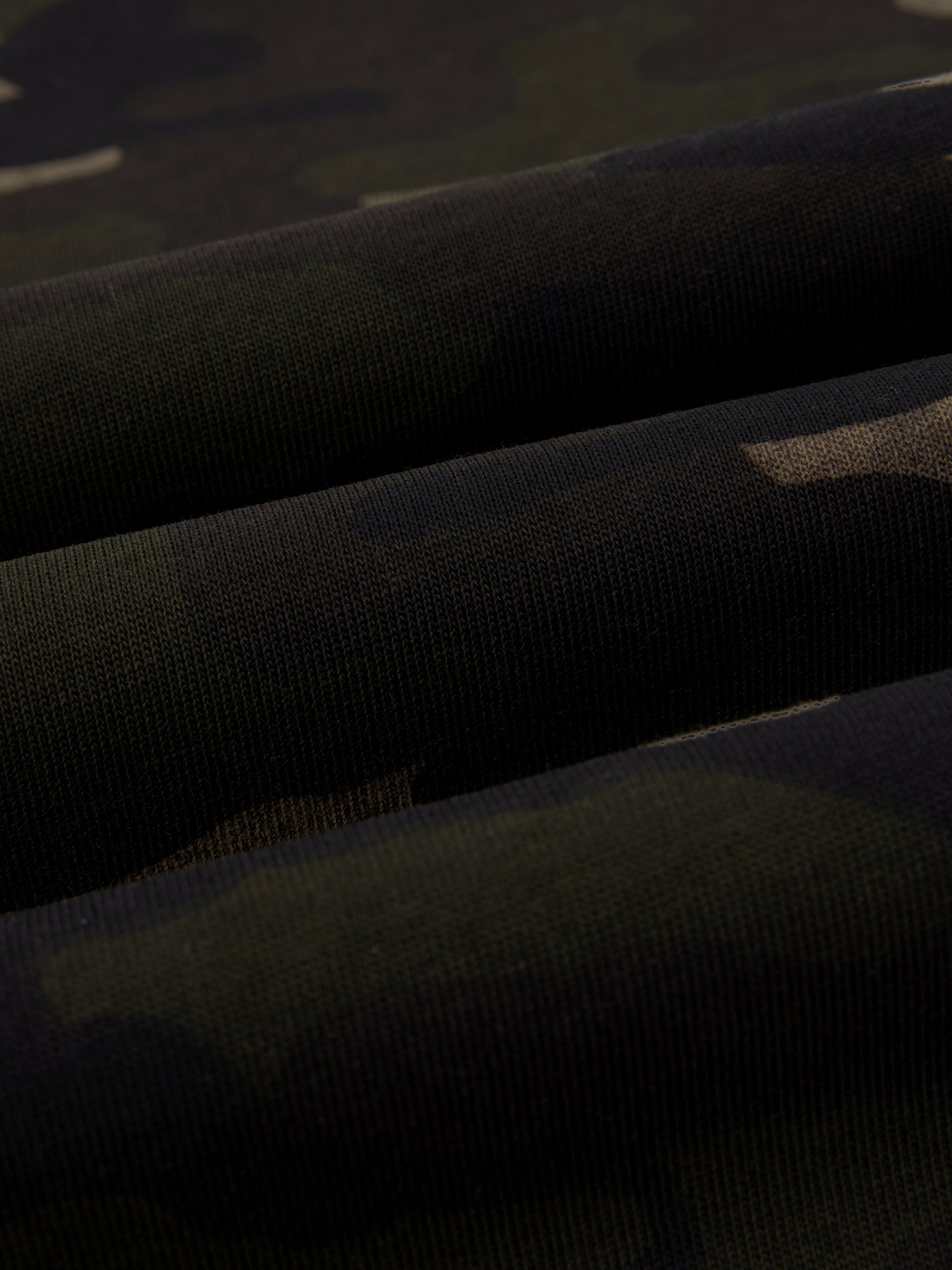 BE EN GARDE™ CAMO BOXY TEE