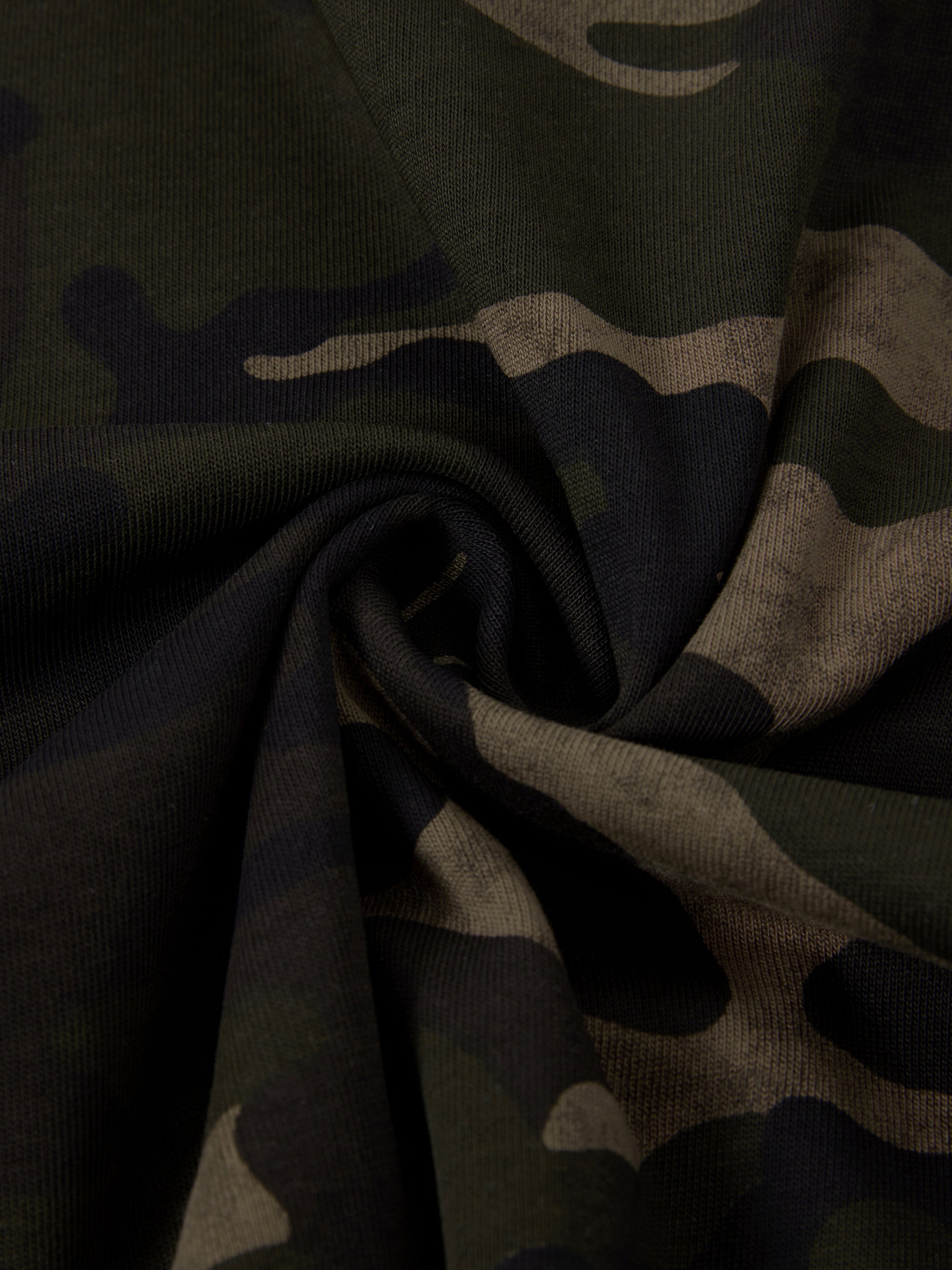BE EN GARDE™ CAMO BOXY TEE