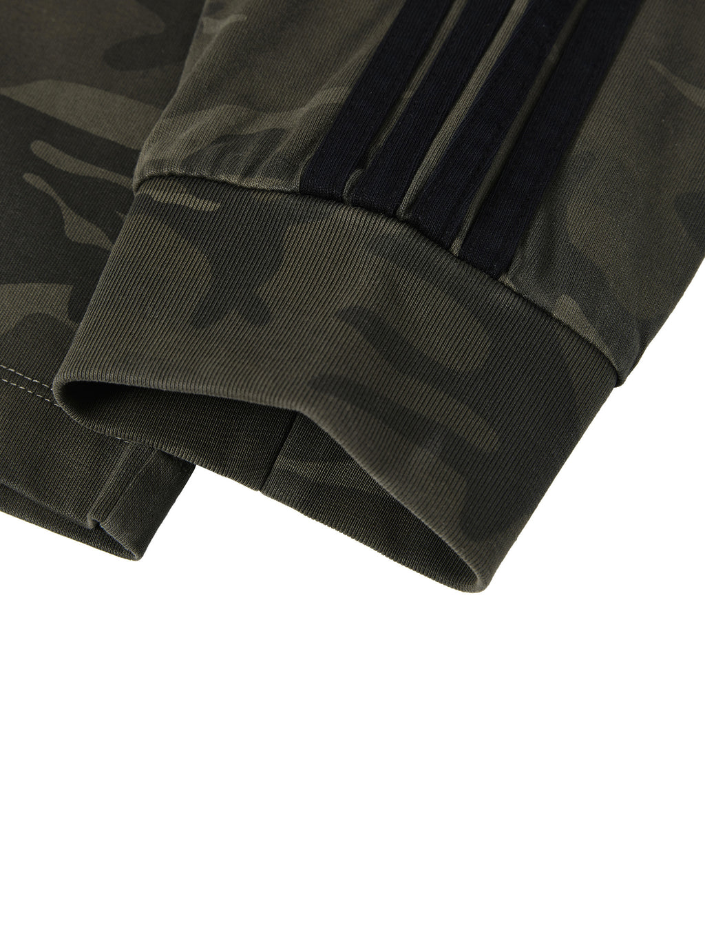 BE EN GARDE™ CAMO LOOSE LONG SLEEVE