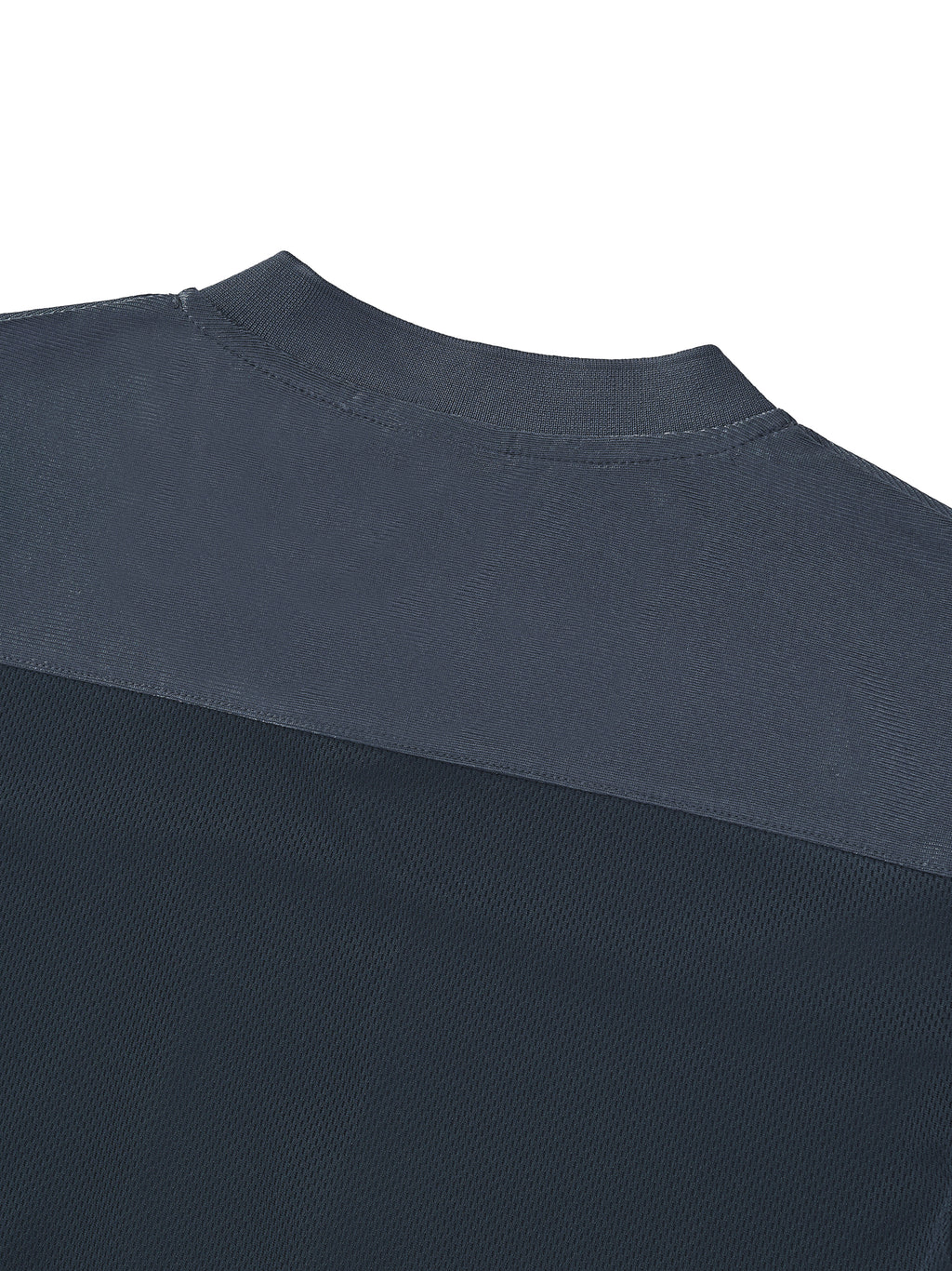 BE EN GARDE™ CROPPED PANELED V-NECK JERSEY