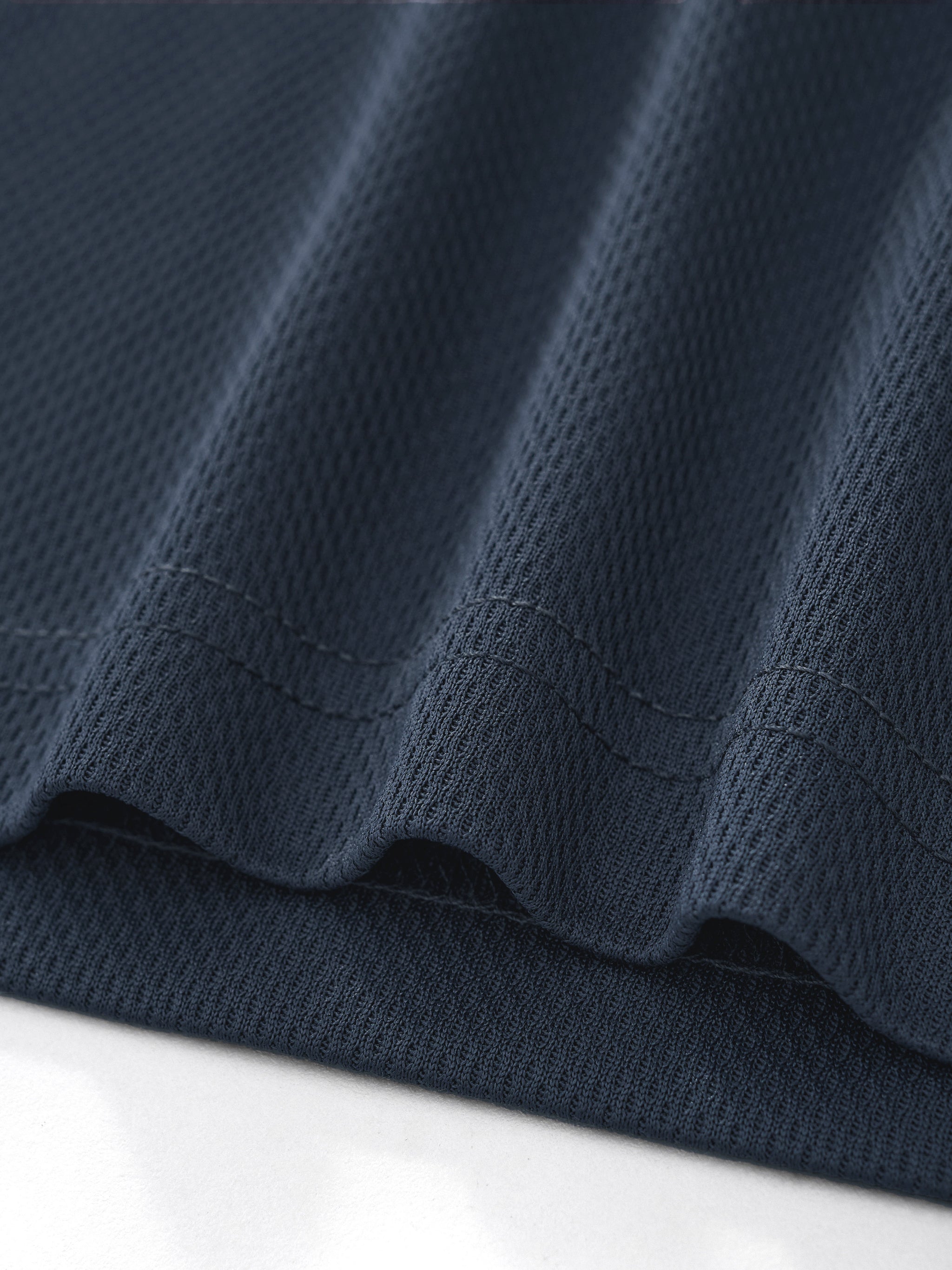 BE EN GARDE™ CROPPED PANELED V-NECK JERSEY